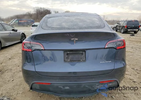2021 Tesla Model Y z USA, uszkodzony, nr VIN 5YJYGDEE6MF060415